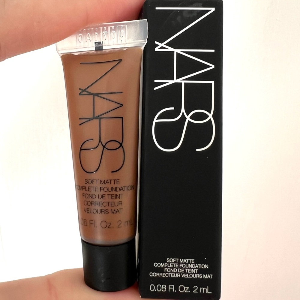 5 for 25⚡️NARS Caledonia Soft Matte Complete Foundation 2ml NIB
